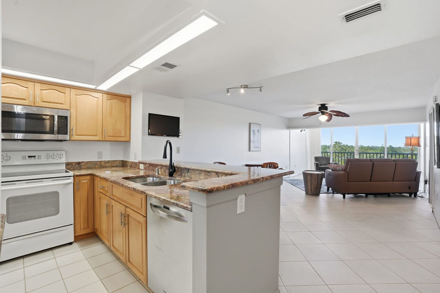 Building Photo - 300 Stevens Landing Dr