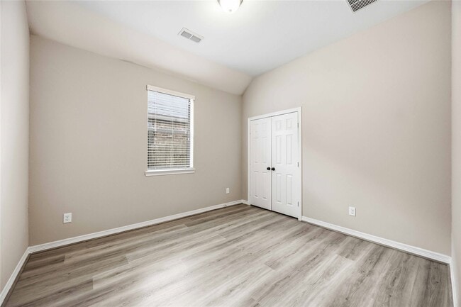 Building Photo - 13412 Ravens Park Ln