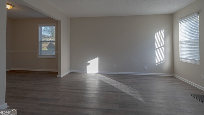 Building Photo - 6218 Creekford Ln