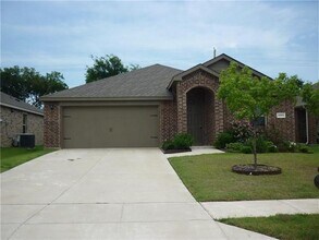 Building Photo - 1054 Churchill Dr