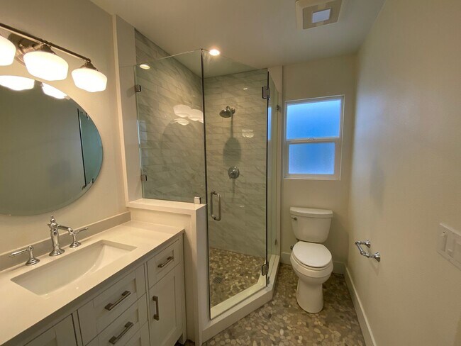 Building Photo - CDM Property