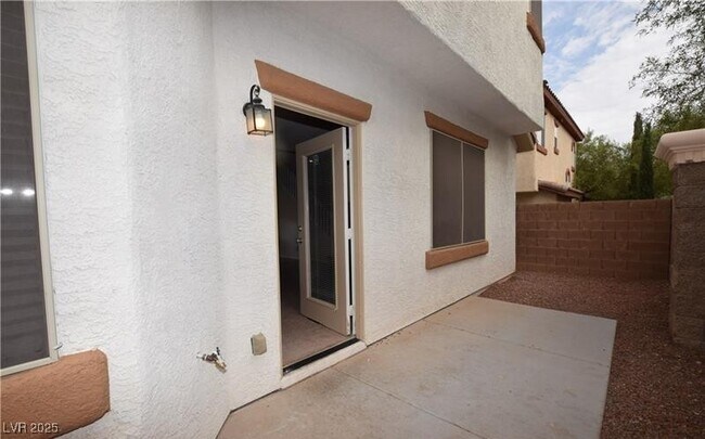 Building Photo - 3713 Corpolo Ave