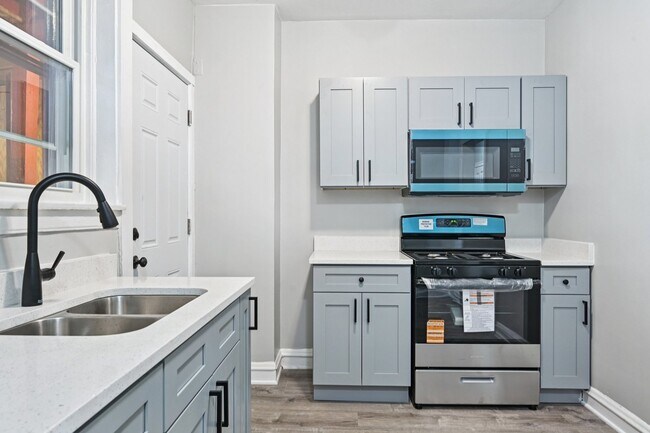 Building Photo - 2506 E 78th St