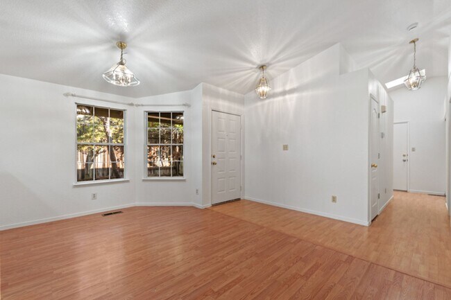 Building Photo - Single Level Home in Northwest Reno