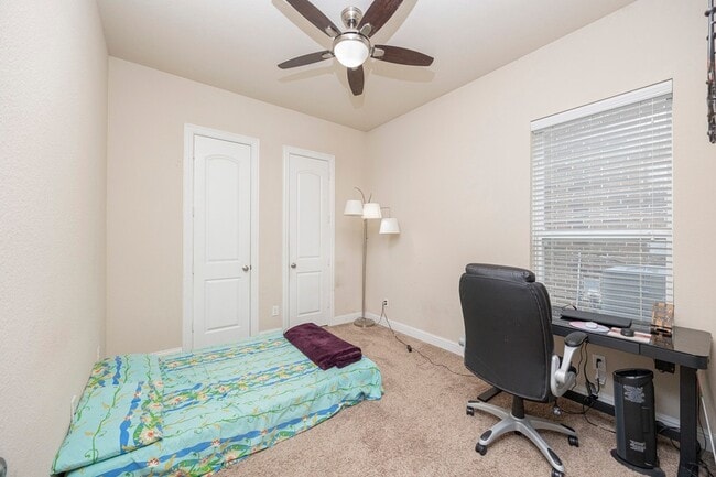 Building Photo - 6220 Eldridge Ln