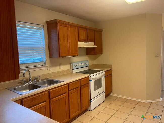Building Photo - 4908 Donegal Bay Ct