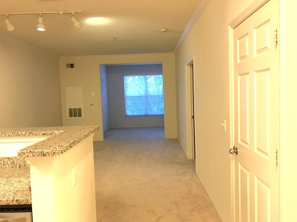Building Photo - 3009 Nicosh Cir