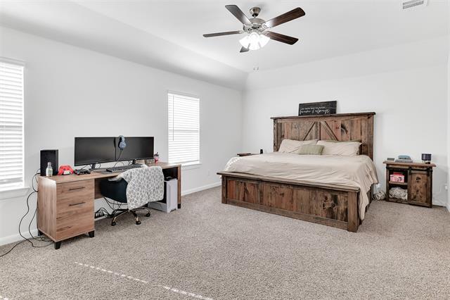 Building Photo - 707 Range Dr