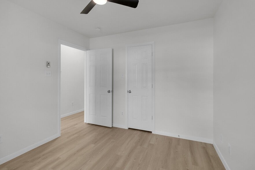 Building Photo - 16413 Danika Oak