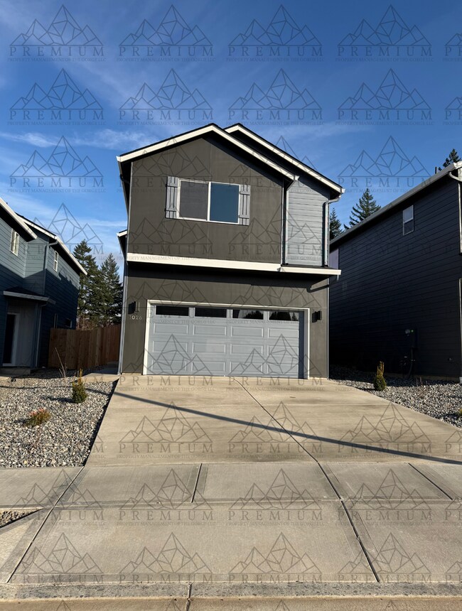 Building Photo - 1st MONTH FREE - 3 BED 2.5 BATH NEW BUILD!