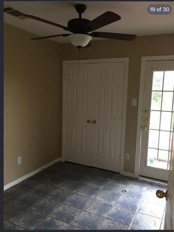 Building Photo - 2202 Brookview Dr