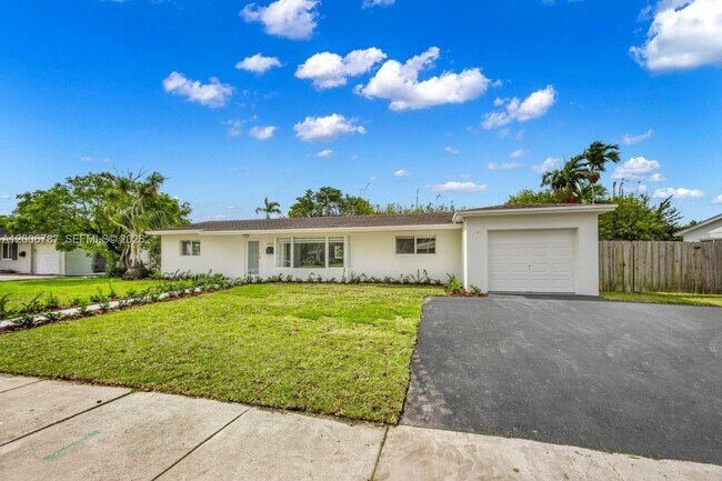 Building Photo - 8760 SW 83rd St