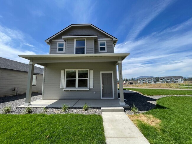 Primary Photo - Brand New Hayden Home