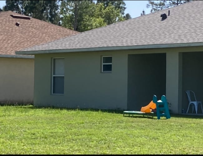 Building Photo - 858 Grantham Dr