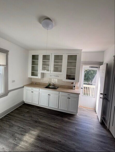 Building Photo - 3925 Memphis Ave