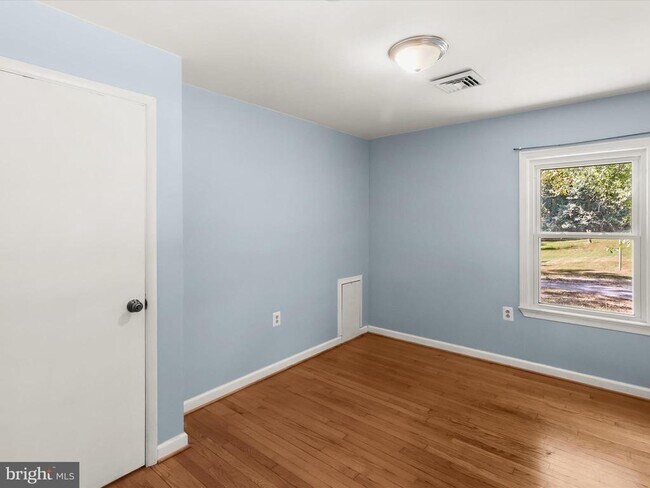 Building Photo - 3116 Bethany Ln