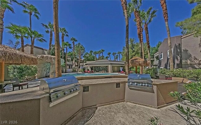 Building Photo - 5250 S Rainbow Blvd