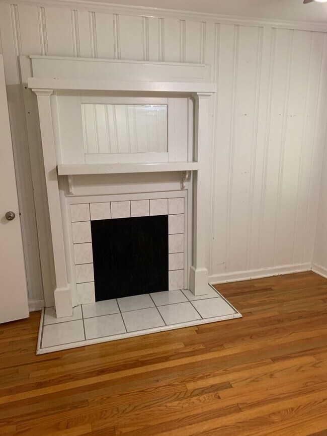 Building Photo - Kensington Park