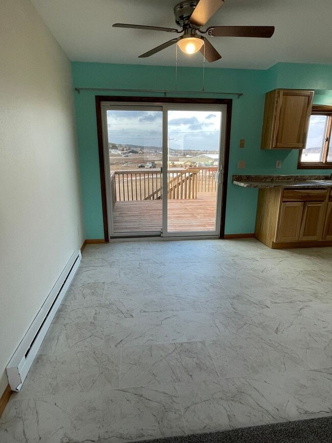 Building Photo - 4 Bedroom, 2 Bath Home for Rent in Black Hawk SD