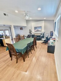 Building Photo - 1702 Royal Hill Dr