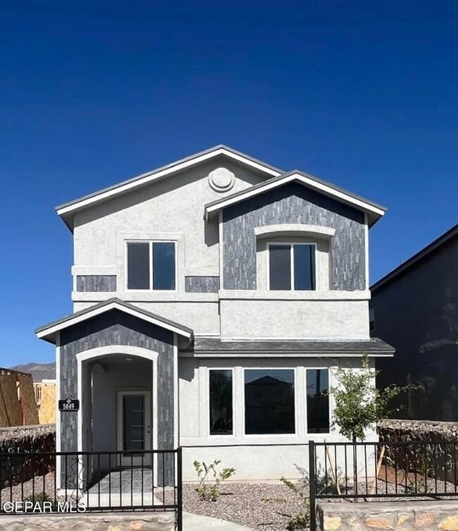 Building Photo - 5849 Dalhart Dr