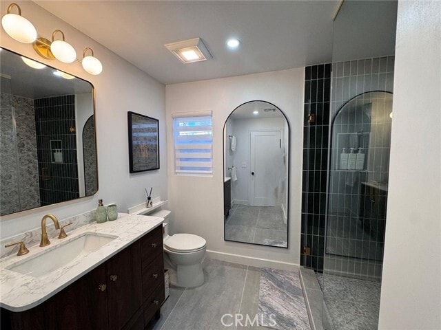 Building Photo - 524 S Astell Ave