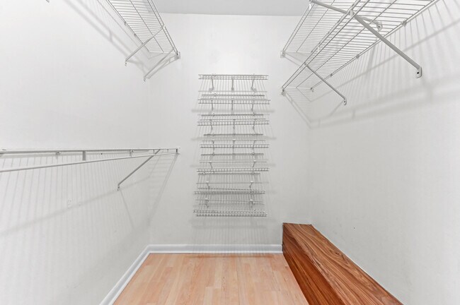 Building Photo - 146 Heritage Way