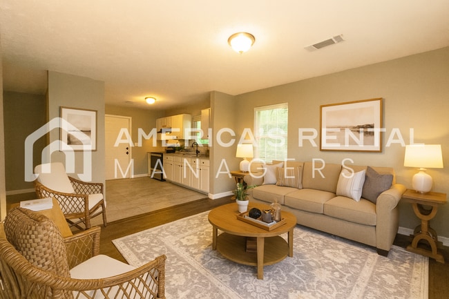 Building Photo - Modern 3-Bedroom Home with Open Layout and...