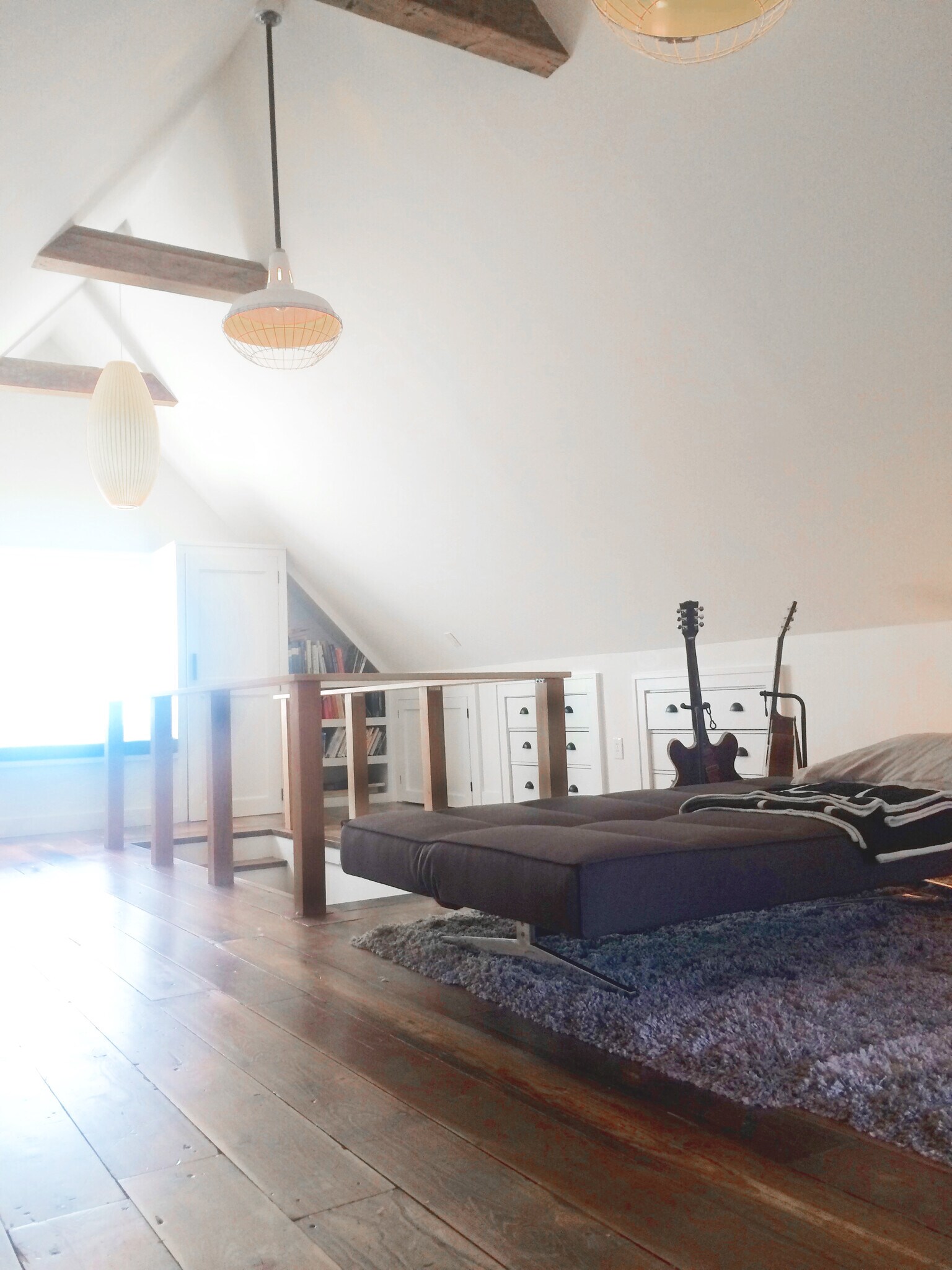 Huge Upstairs master hangout space or master bedroom. Integrated Sony LCD Flatscreen is included. Authentic Westinghouse factory lamps - all on dimmers of course. - 2635 NE 30th Ave