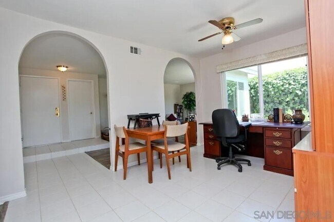 Building Photo - 14051 Hermosillo Way