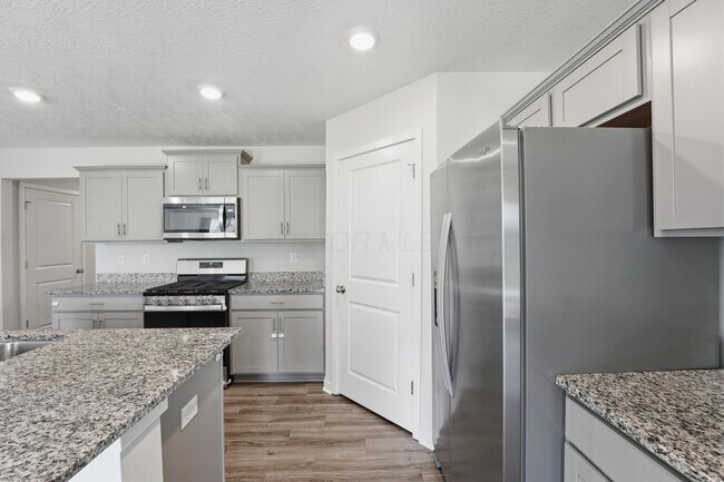 Building Photo - 3040 Wyntree Dr