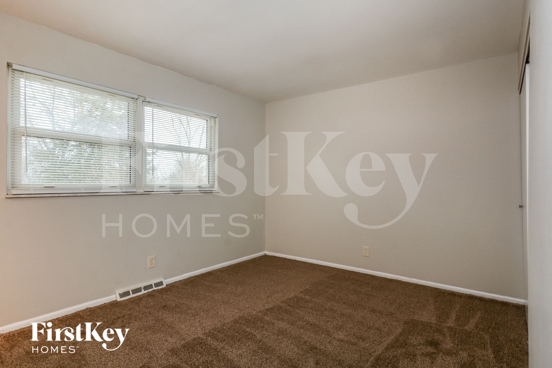 Building Photo - 10522 Copperfield Dr