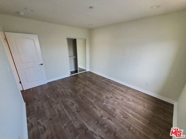 Building Photo - 2227 Hauser Blvd