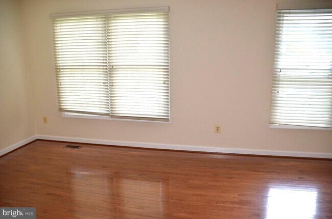 Building Photo - 6086 Joust Ln