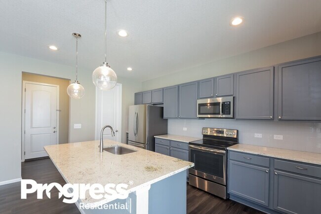 Building Photo - 3565 Makley Cir