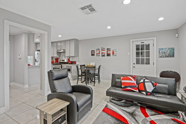 Building Photo - 6311 Bluestone Dr