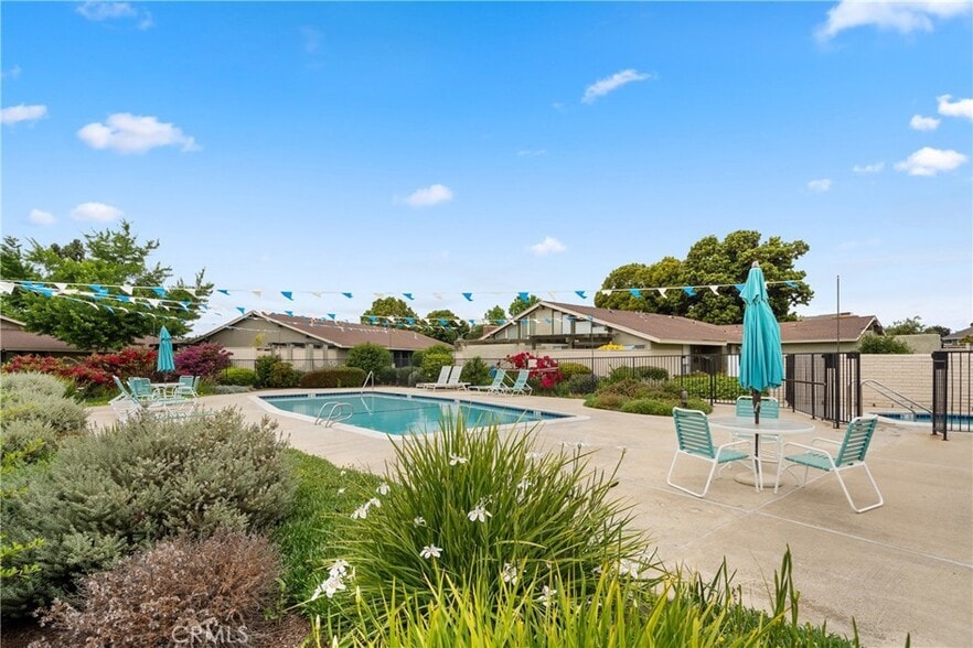 Building Photo - 357 Los Arbolitos Blvd