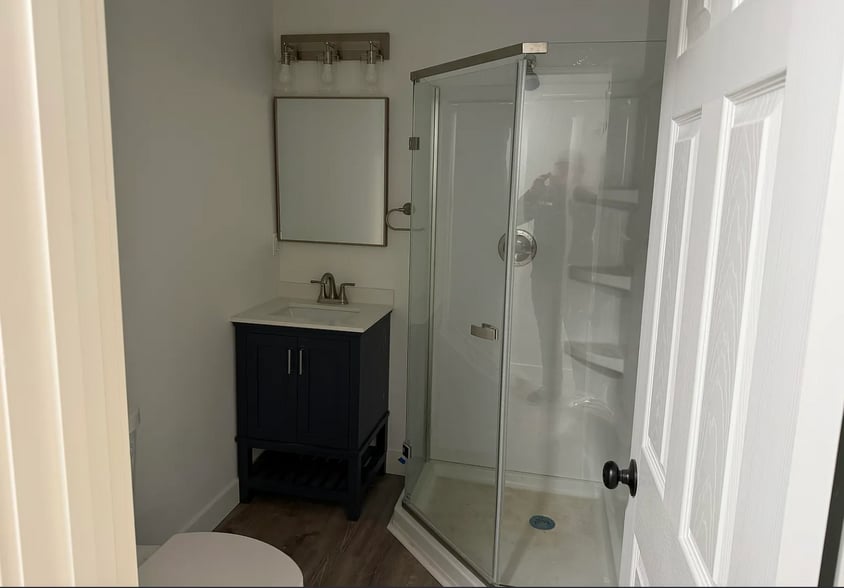 Building Photo - 3650 NE Canterbury Cir