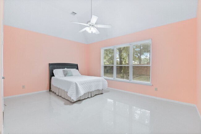 Building Photo - 23030 N Warmstone Way