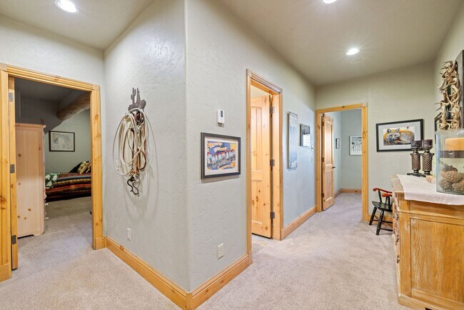 Building Photo - New to the market!  Log home in Frisco!  L...