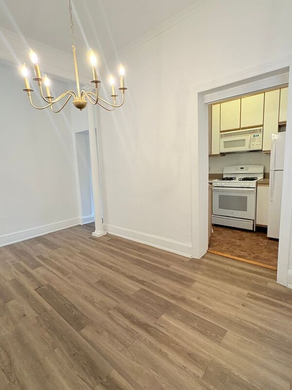 Building Photo - 3037 N Calvert St