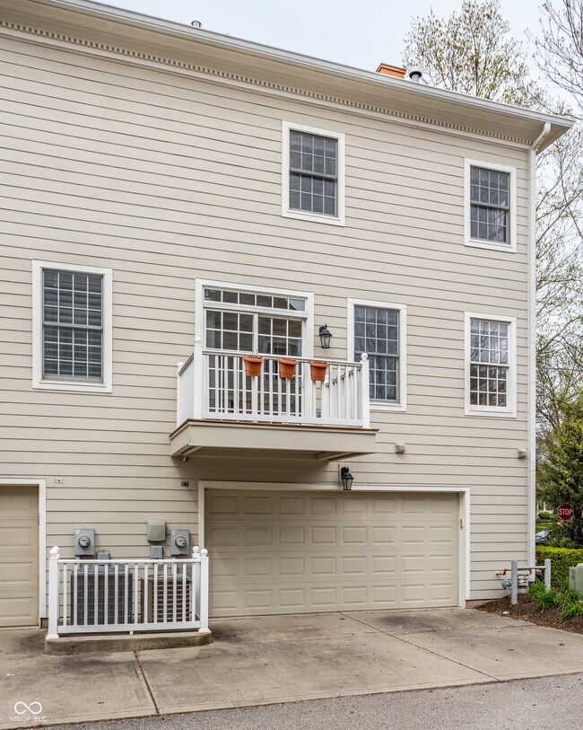 Building Photo - 12779 Tradd St