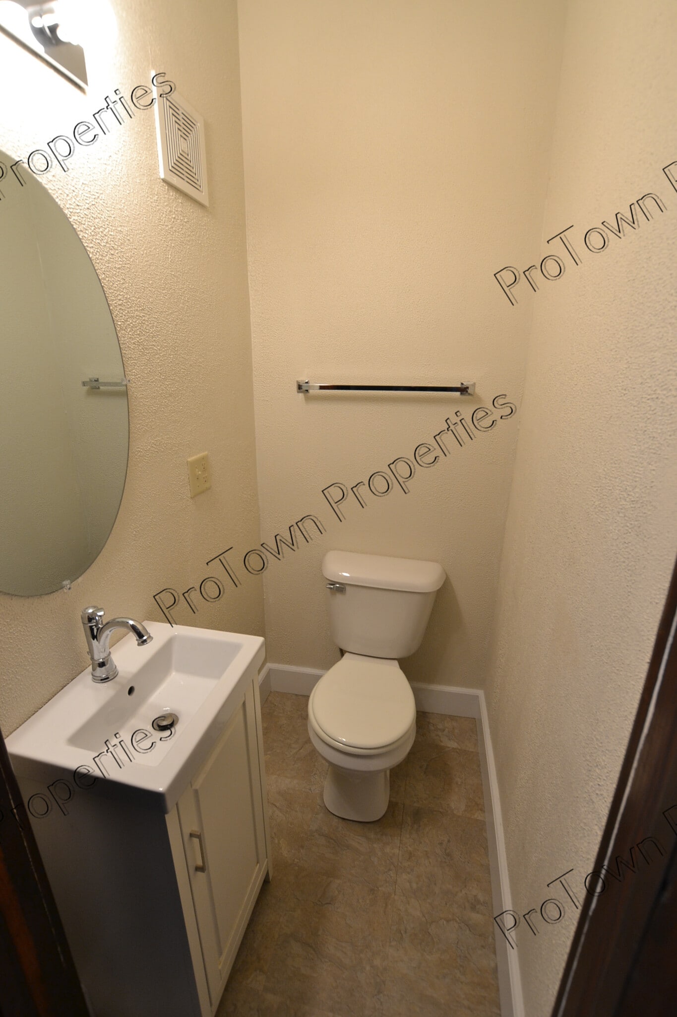 Building Photo - 505 Park Dr