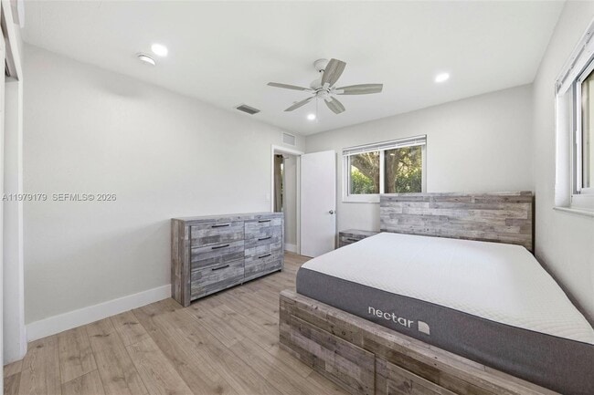 Building Photo - 4561 SW 25th Terrace