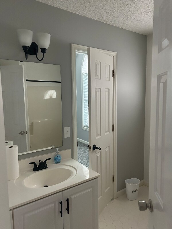 Building Photo - 3016 Weatherby Ct