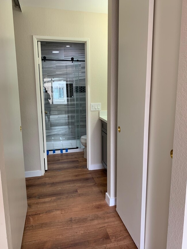 Building Photo - 8460 New Salem St