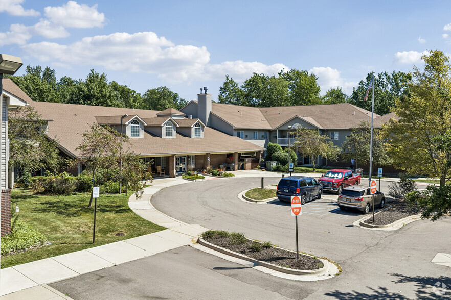 Island Woods Senior Apartments - Island Woods Senior - a 55+ Community