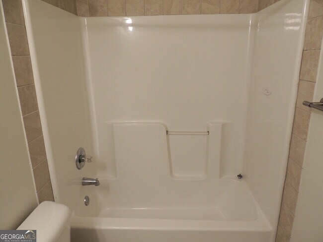 Building Photo - 70 Aspen Dr