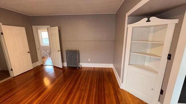 Building Photo - 39 Lincoln St