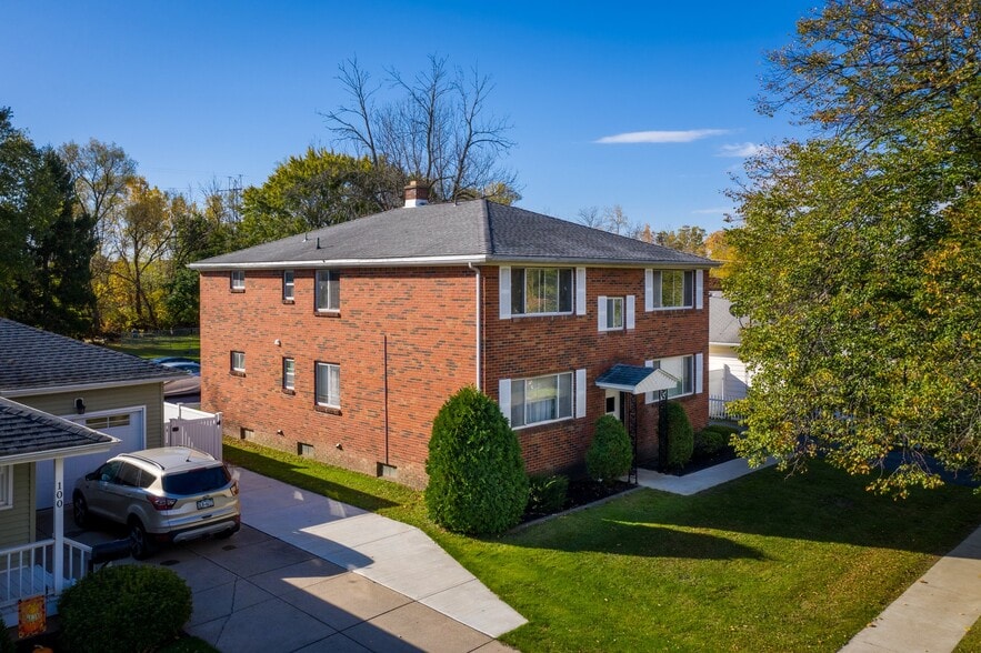 Building Photo - 104 Hinchey Ave